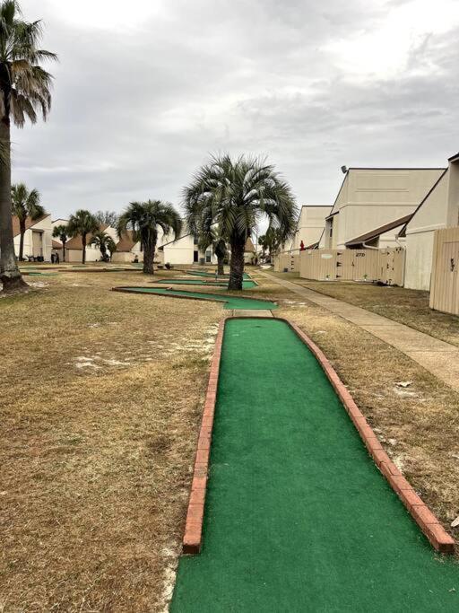 Lazy Palm 4 Pools Short Walk To Beach! Sleeps 5! Panama City Beach Exterior foto